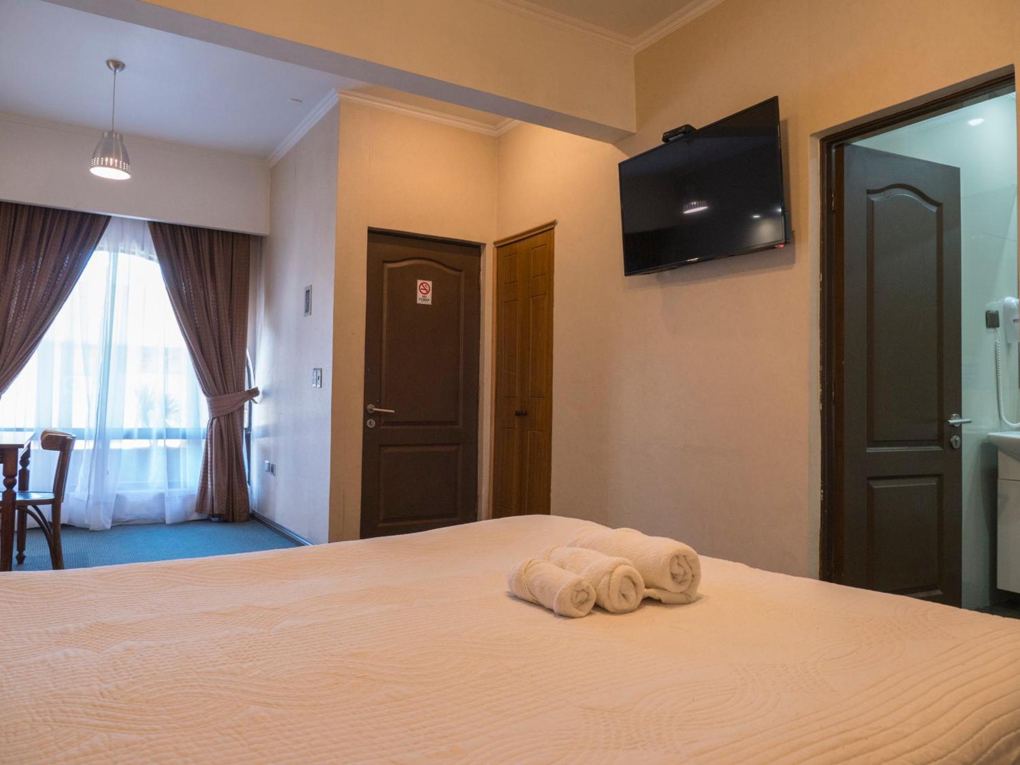 Hotel Econohotel Los Angeles  Bagian luar foto